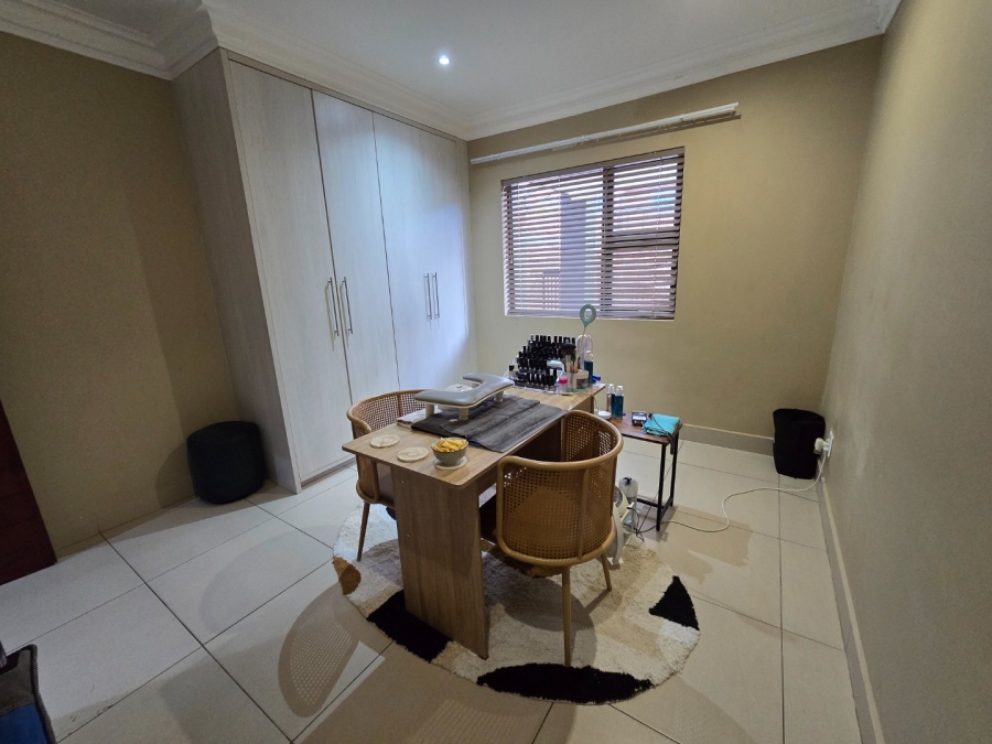 3 Bedroom Property for Sale in Groenvlei Sh Free State